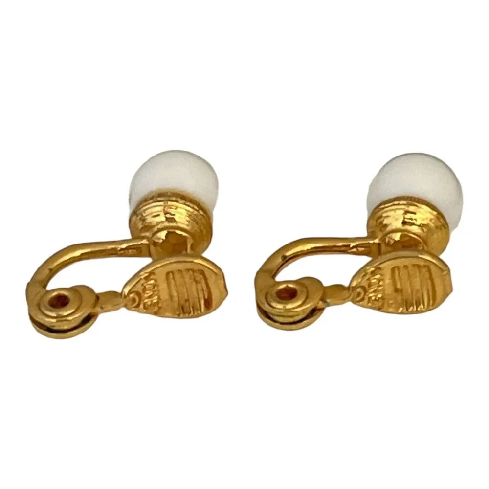 Vintage 1980s Trifari Clip Earrings Gold Tone White Bead - 1E